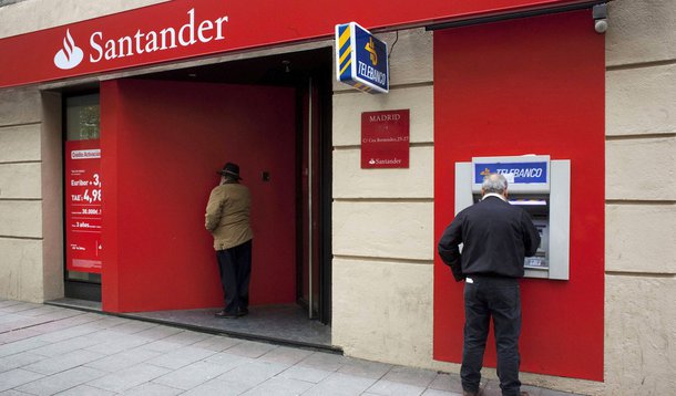 Santander e mais 15 bancos espanhóis são rebaixados