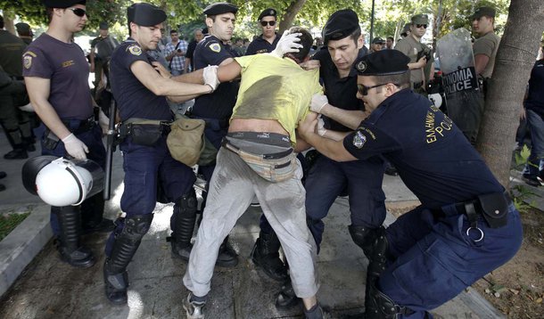 Clima na Grécia é de desalento, diz embaixador brasileiro