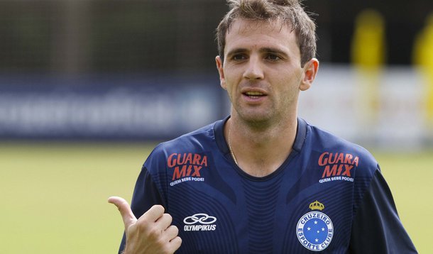 Mal assessorado, Montillo ameaça processar blogueiro