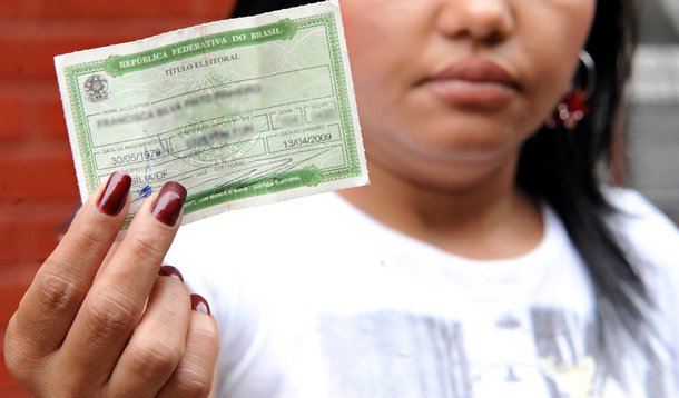 Eleitor tem um mês para ficar em dia