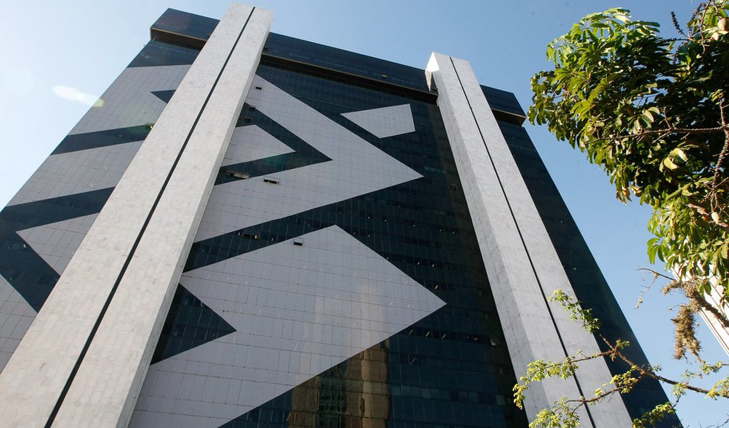 Queda nos juros bancários deve ser permanente