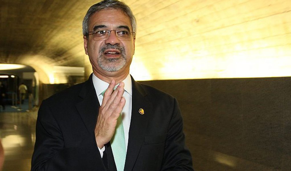 PT reúne-se para discutir troca de comando do Senado