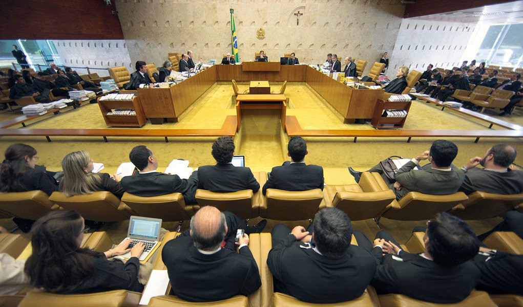 Maioria do STF descriminaliza aborto de anencéfalos