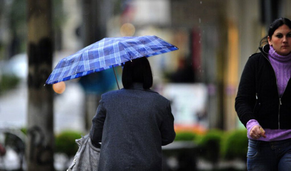 Chuva deve continuar até quinta-feira na Região Sul