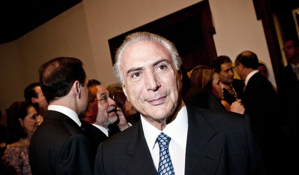 ‘Jantar e viajar com empreiteiro é pouco para levar Cabral à CPI’