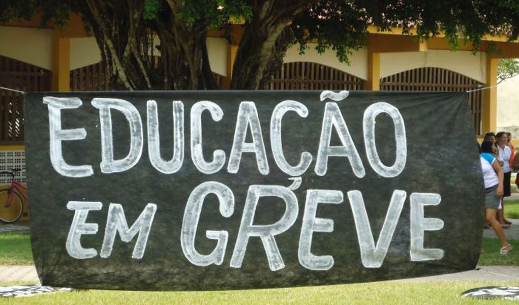 Greve de servidores cresce nesta segunda