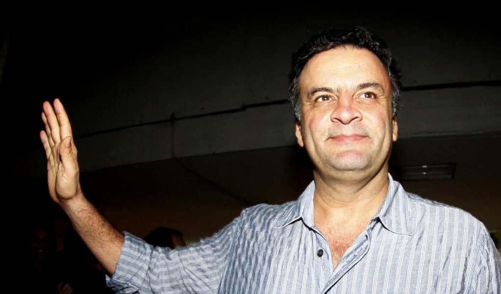 Aécio reafirma ser o “padrinho” de Márcio Lacerda