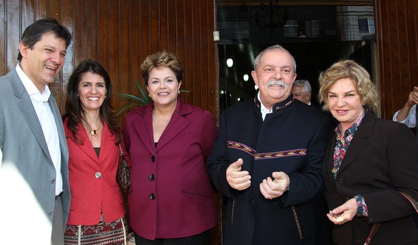 Dilma, com Lula, alavanca 'lanterna' Haddad em SP