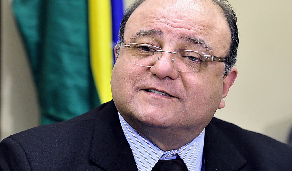 Após flagra, petistas querem Vaccarezza fora da CPI