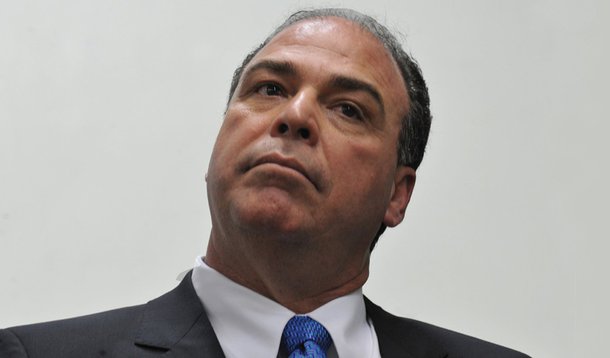 Ministro defende candidatura do PSB em Recife