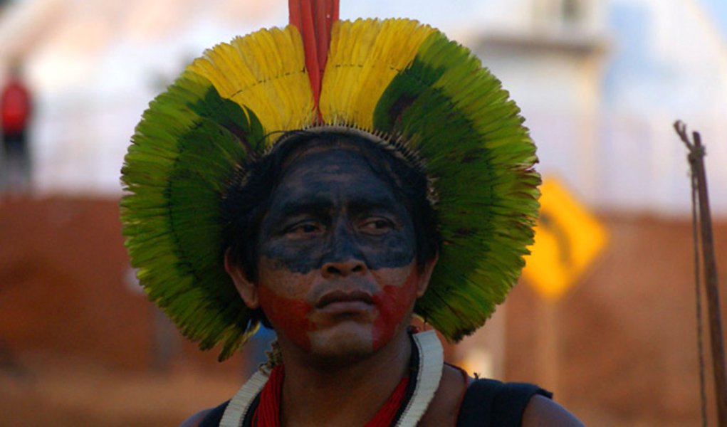 Manifestantes deixam canteiro de obras de Belo Monte