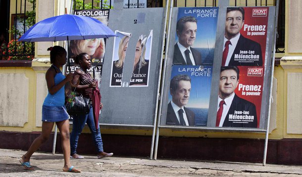 Franceses se apresentam às urnas em clima de desilusão