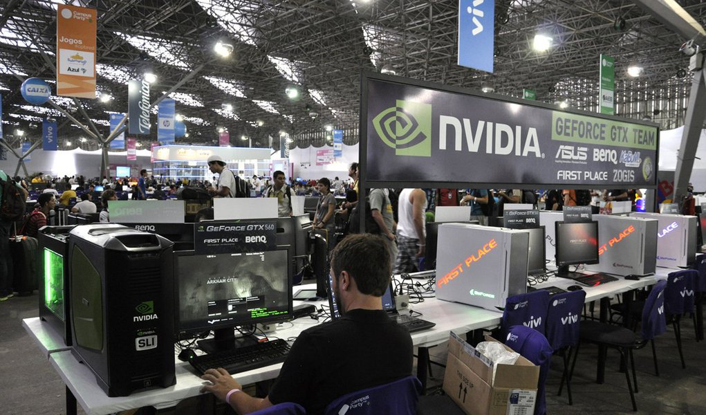 Alunos da rede pública na Campus Party