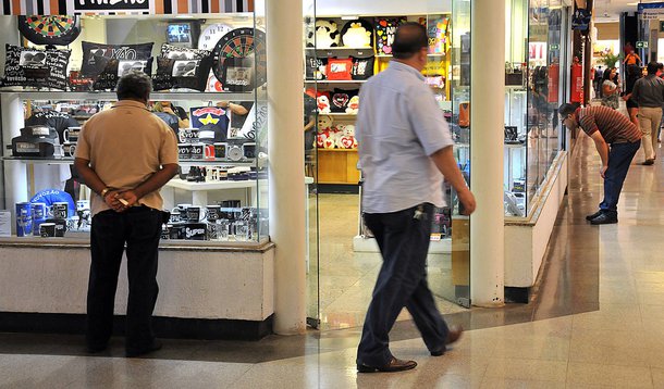 CNC: varejo perdará R$ 3,07 bi com feriados de abril