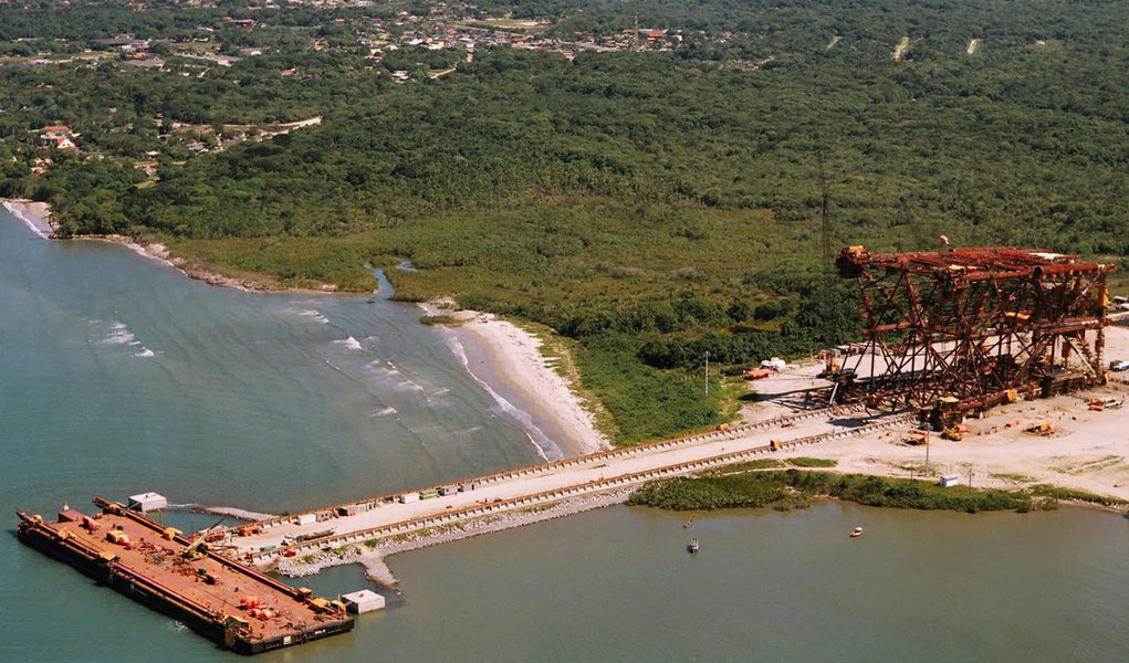 Petrobras descobre nova reserva de petróleo