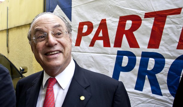 Maluf ameaça aparecer em propaganda eleitoral do PT