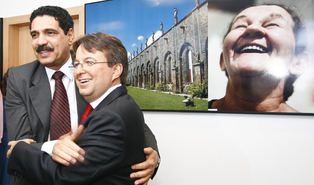 A disputa dos Joões agora está restrita aos bastidores