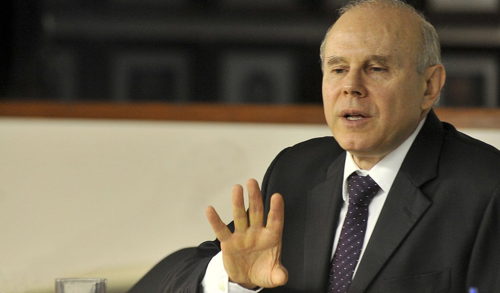 Mantega quer ampliar lista de exceção no Mercosul