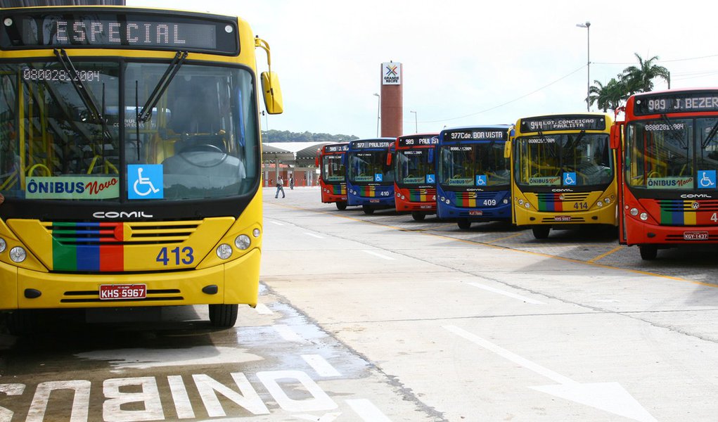Licitação pode melhorar transporte público 