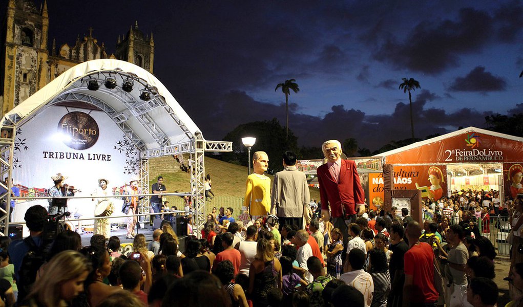 Fliporto bate recorde de público na edição 2011