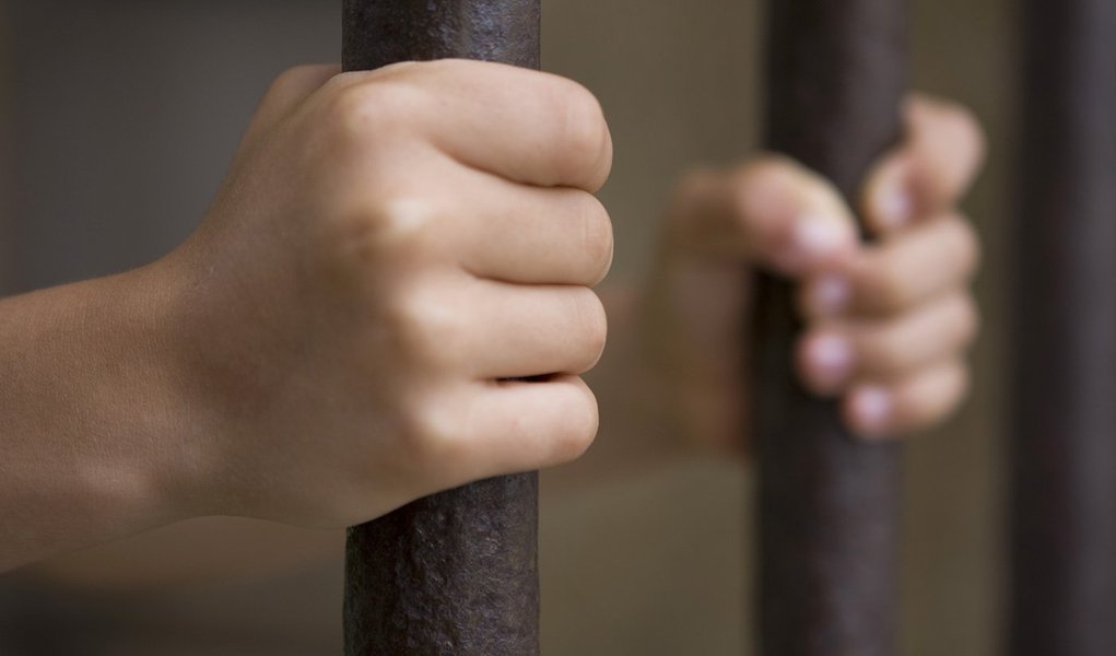 Explosão e tentativa de fuga no Aníbal Bruno