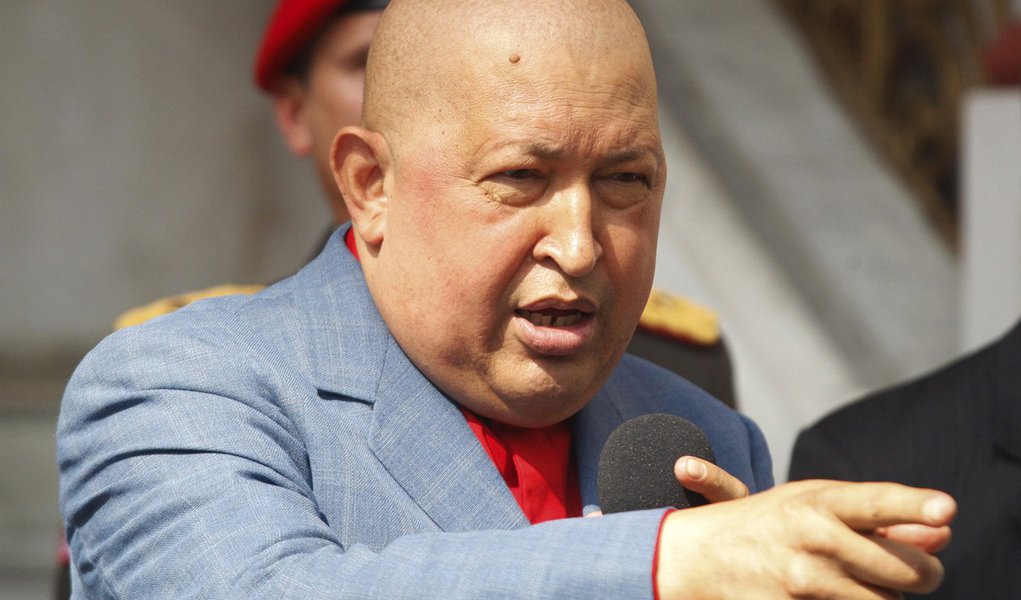 Chávez amplia cerco à mídia venezuelana