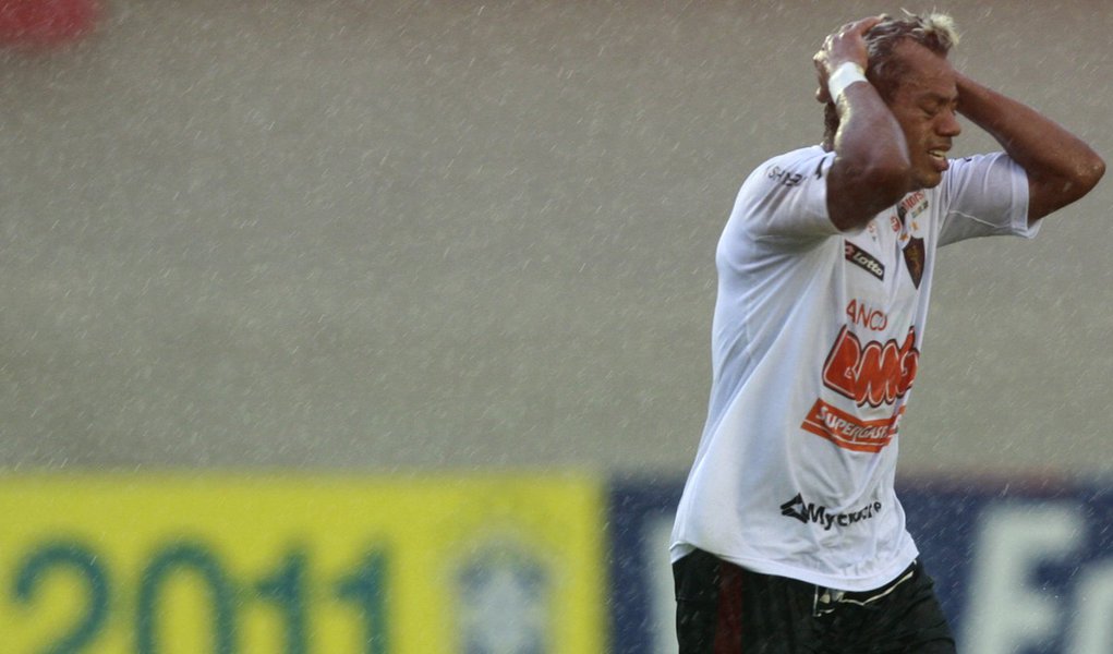 Marcelinho Paraíba é libertado após autorização judicial