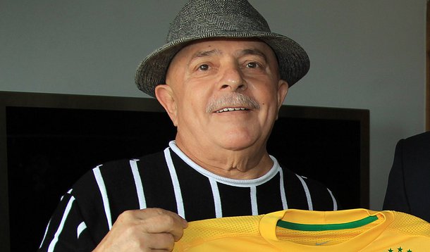 FHC reconhece em Lula, e nele, dois marcos na história do Brasil