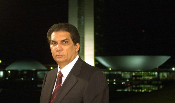 Jader Barbalho, símbolo da ficha suja, será senador