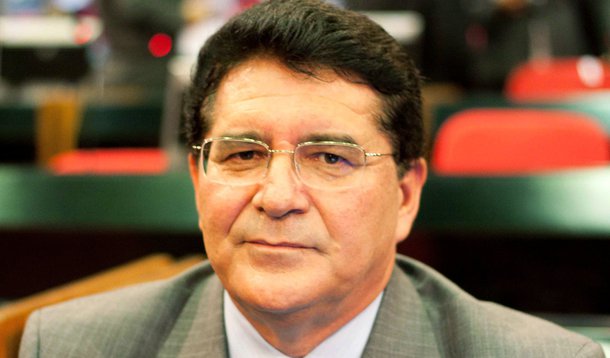 "Bolsa corrupção" gera protesto no Piauí