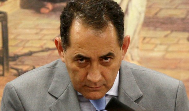 João Paulo Cunha recua de anistia a mensaleiros