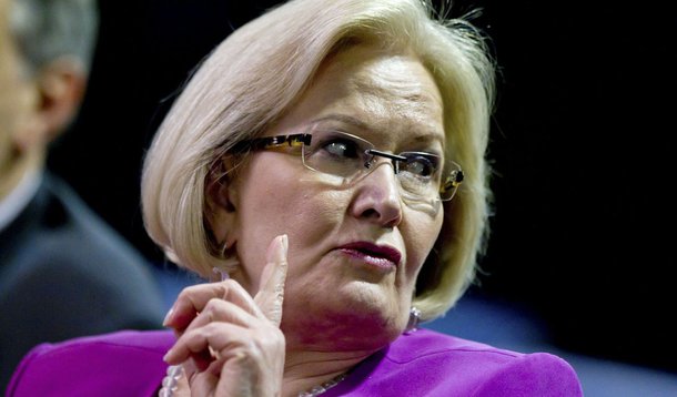 Parlamentares fecham cerco contra bebida alcóolica