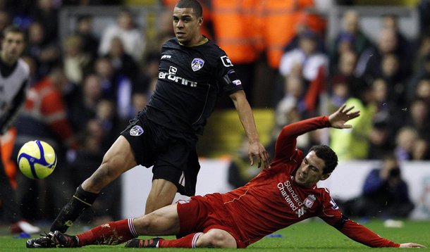 Mais um caso de racismo no Liverpool