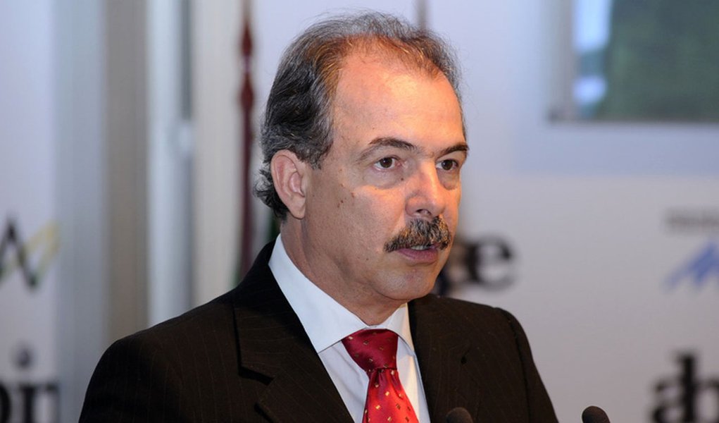 Mercadante visita Porto Digital