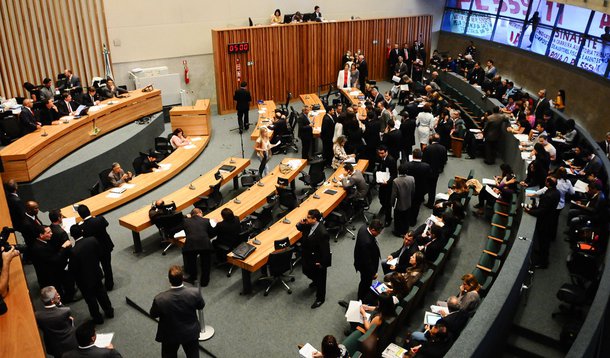 Câmara Legislativa avalia resultados de 2011