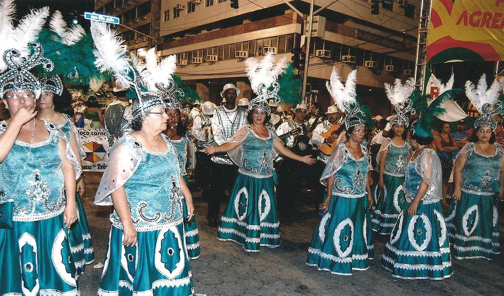 Já é carnaval na Praça do Arsenal