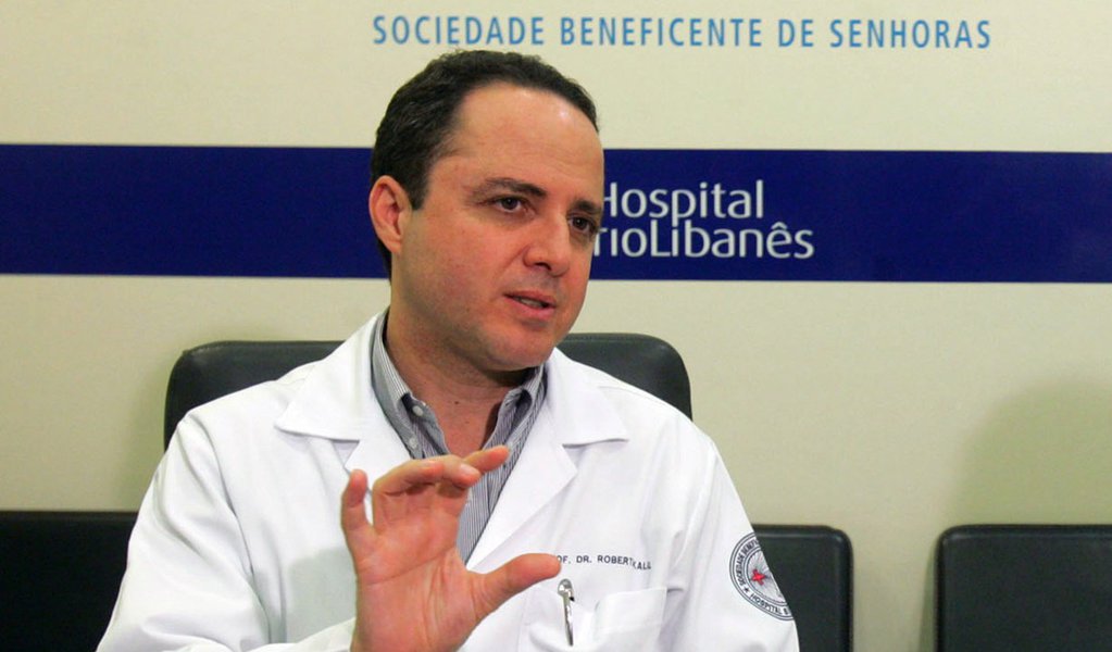 "Lula está bem humorado e confiante", diz seu médico