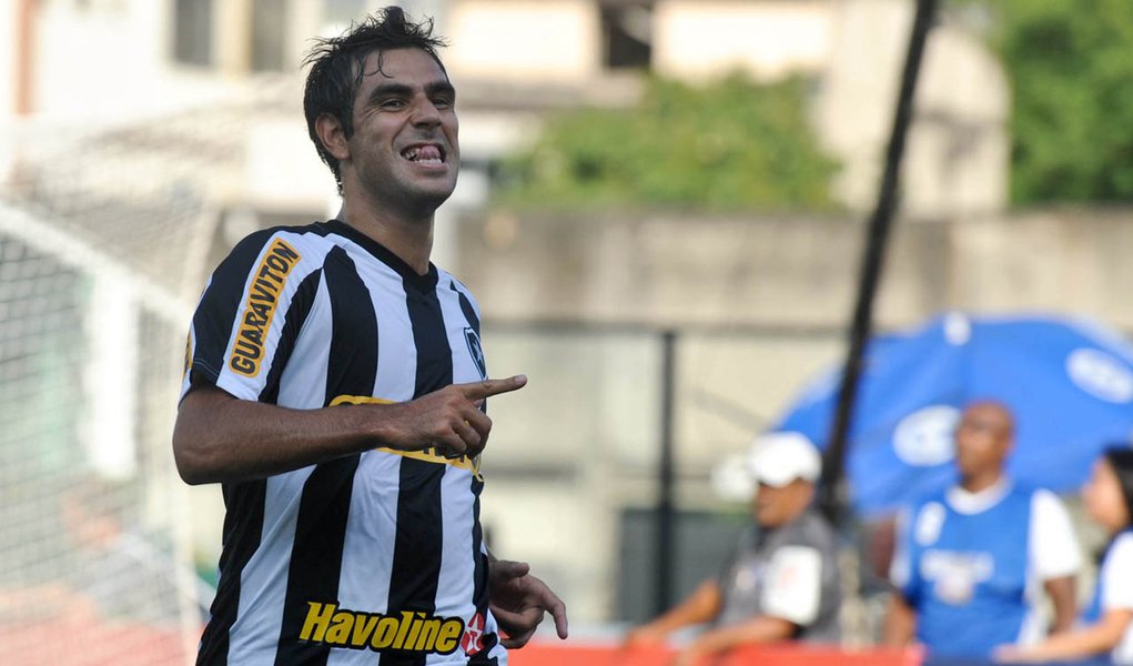Botafogo vence Volta Redonda 