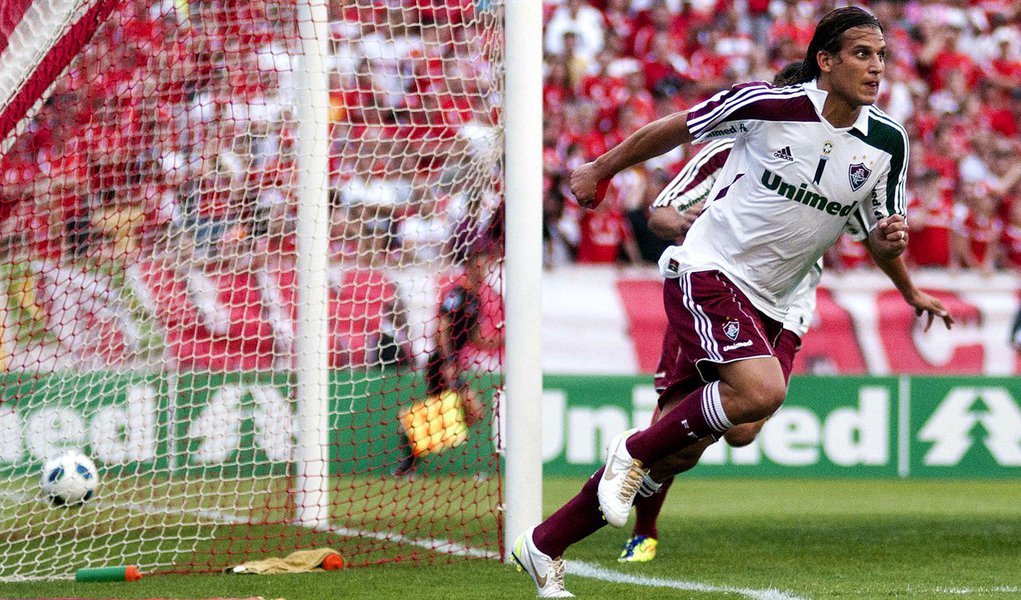 Flu vence Inter no Sul e fica a dois pontos dos líderes