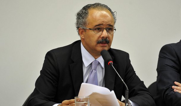 Relator da Lei Geral da Copa propõe liberação de bebidas nos jogos