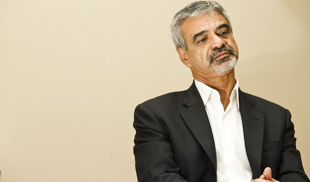 Humberto Costa é eleito o senador mais transparente