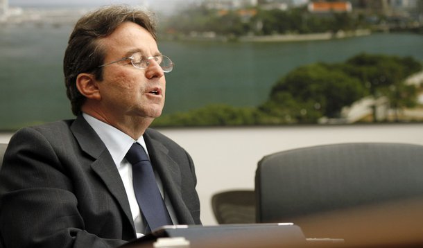 João da Costa continua “feliz da Silva” 