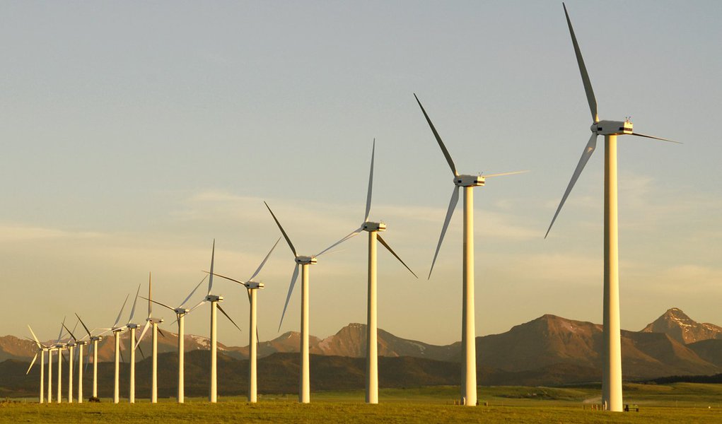 Eolice desembarca em Suape