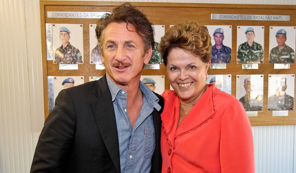 Dilma tieta o astro Sean Penn no Haiti