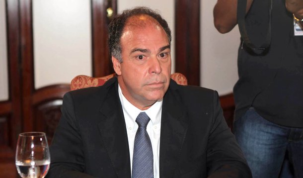 Amplia-se fogo amigo contra Bezerra Coelho