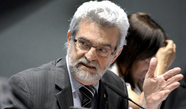 Pedro Eugênio: condução não indica candidatura