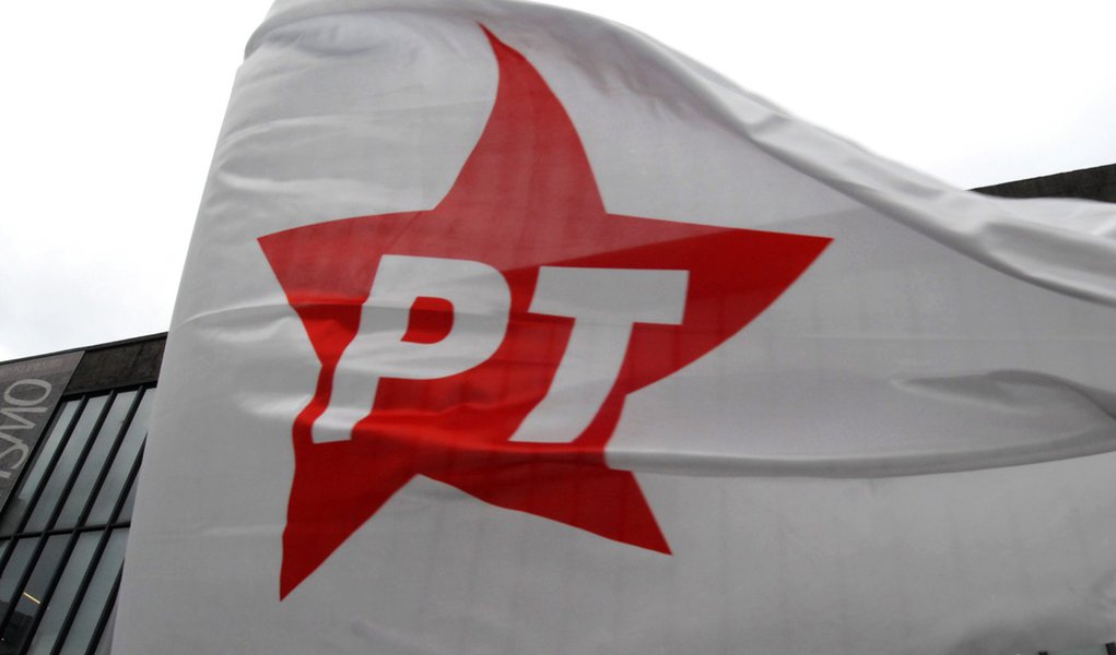 PT: sem prévias em São Paulo e no resto do país