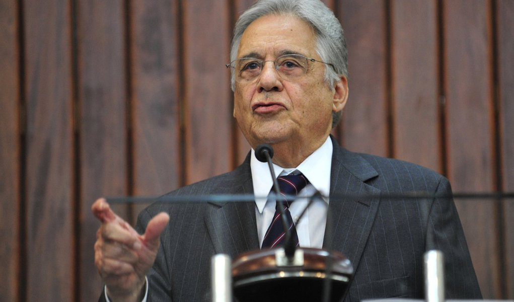 FHC critica política econômica de Dilma