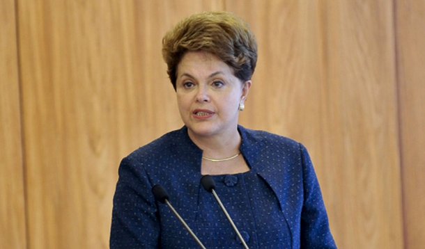 Governo endurece regras para concessão de rádio e TV