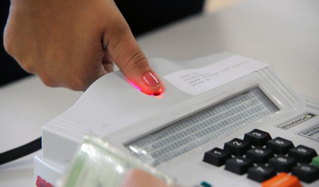 TRE-PE lança novo prazo para quem não fez o recadastramento biométrico